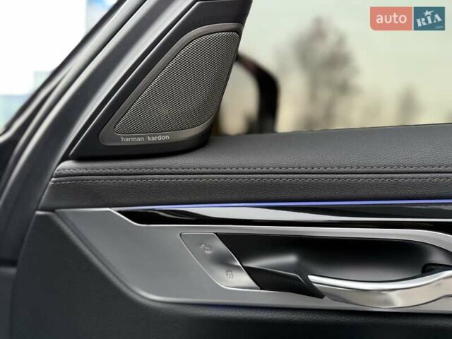 Черный БМВ 7 Серия, объемом двигателя 2.98 л и пробегом 136 тыс. км за 32800 $, фото 38 на Automoto.ua