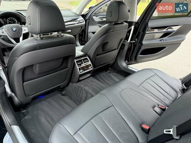 Черный БМВ 7 Серия, объемом двигателя 2.98 л и пробегом 136 тыс. км за 32800 $, фото 59 на Automoto.ua