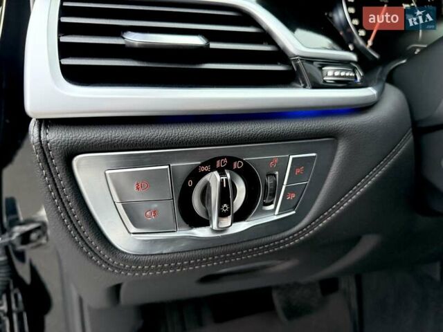 Черный БМВ 7 Серия, объемом двигателя 2.98 л и пробегом 136 тыс. км за 32800 $, фото 68 на Automoto.ua