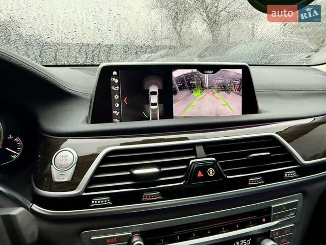 Черный БМВ 7 Серия, объемом двигателя 2.99 л и пробегом 102 тыс. км за 35900 $, фото 45 на Automoto.ua