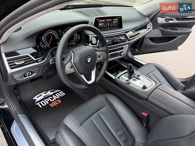 Черный БМВ 7 Серия, объемом двигателя 2.98 л и пробегом 136 тыс. км за 32800 $, фото 66 на Automoto.ua