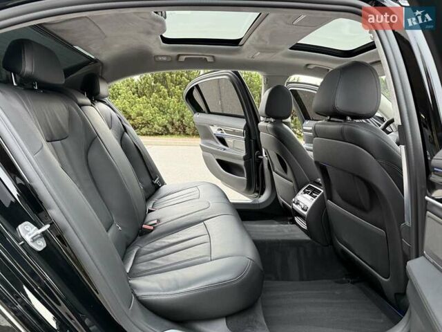 Черный БМВ 7 Серия, объемом двигателя 2.98 л и пробегом 136 тыс. км за 32800 $, фото 47 на Automoto.ua