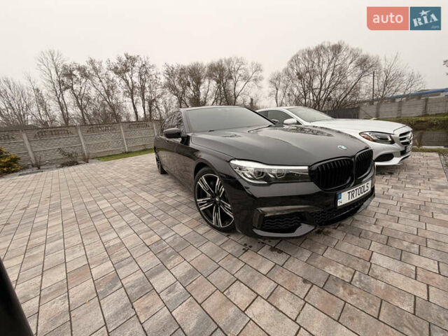 Чорний БМВ 7 Серія, об'ємом двигуна 3 л та пробігом 179 тис. км за 35000 $, фото 1 на Automoto.ua