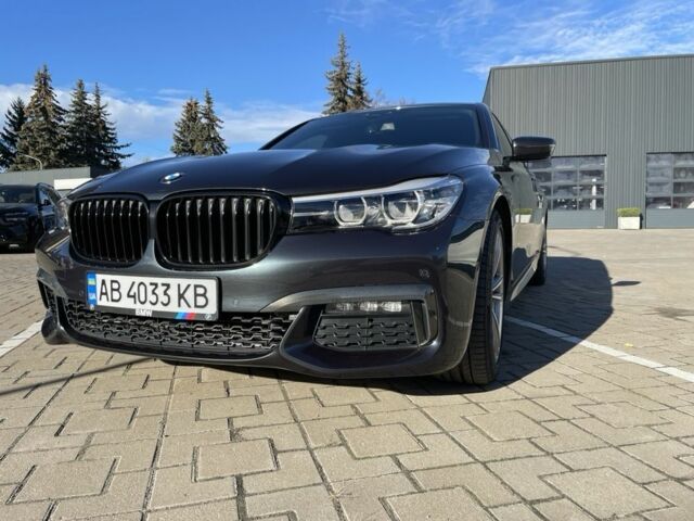 Черный БМВ 7 Серия, объемом двигателя 3 л и пробегом 60 тыс. км за 36500 $, фото 2 на Automoto.ua