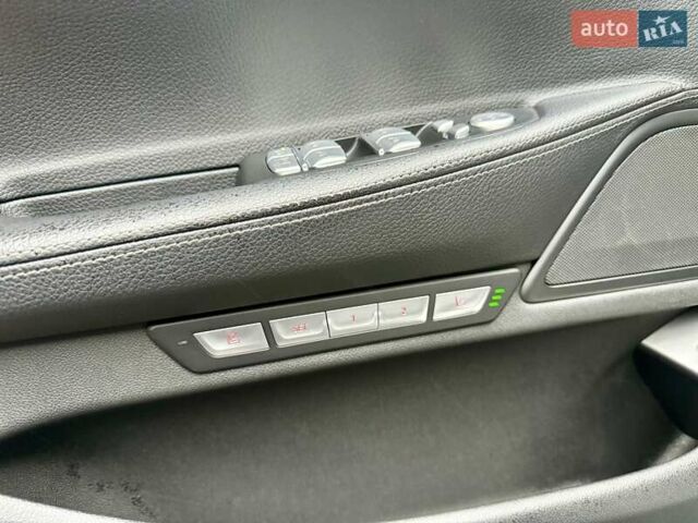 Черный БМВ 7 Серия, объемом двигателя 2.99 л и пробегом 102 тыс. км за 35900 $, фото 33 на Automoto.ua