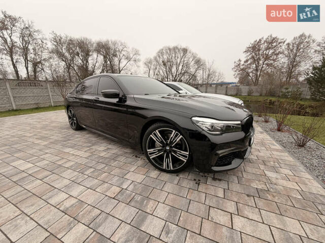 Чорний БМВ 7 Серія, об'ємом двигуна 3 л та пробігом 179 тис. км за 35000 $, фото 2 на Automoto.ua