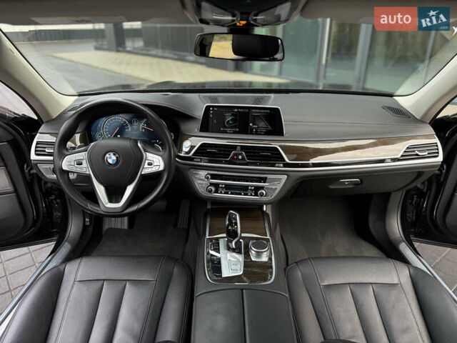 Чорний БМВ 7 Серія, об'ємом двигуна 2.98 л та пробігом 71 тис. км за 28990 $, фото 72 на Automoto.ua