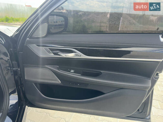 Черный БМВ 7 Серия, объемом двигателя 3 л и пробегом 173 тыс. км за 33000 $, фото 70 на Automoto.ua