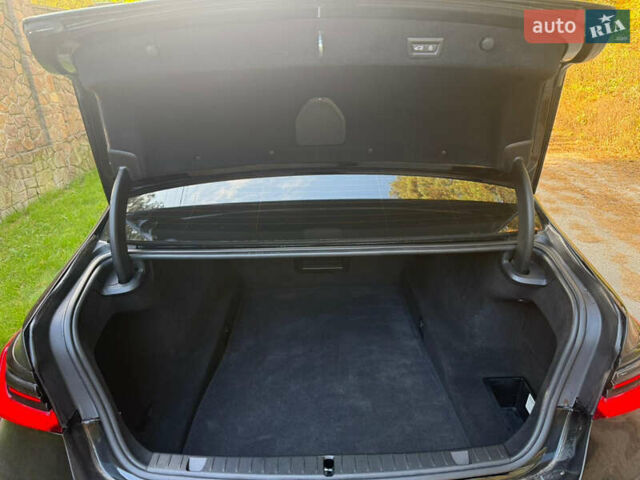 Черный БМВ 7 Серия, объемом двигателя 3 л и пробегом 80 тыс. км за 39500 $, фото 13 на Automoto.ua