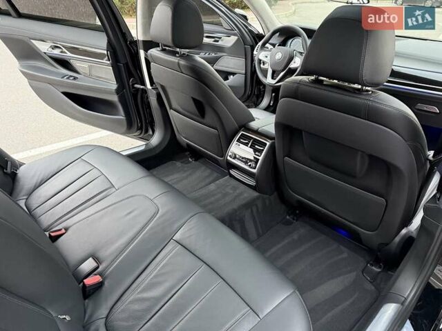 Черный БМВ 7 Серия, объемом двигателя 2.98 л и пробегом 136 тыс. км за 32800 $, фото 50 на Automoto.ua