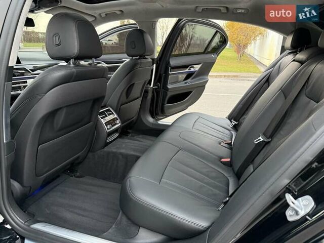 Черный БМВ 7 Серия, объемом двигателя 2.98 л и пробегом 136 тыс. км за 32800 $, фото 56 на Automoto.ua