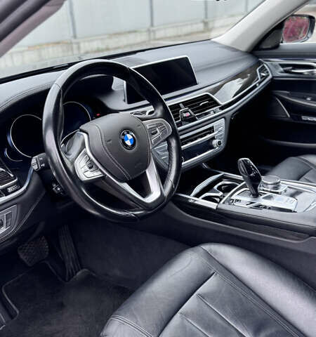 Черный БМВ 7 Серия, объемом двигателя 3 л и пробегом 100 тыс. км за 30000 $, фото 10 на Automoto.ua