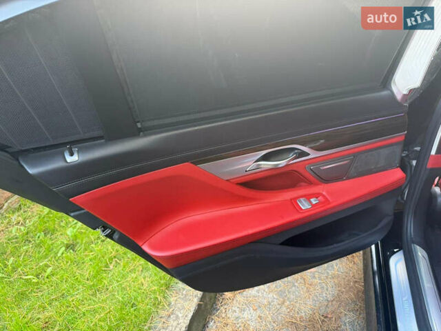 Черный БМВ 7 Серия, объемом двигателя 3 л и пробегом 80 тыс. км за 39500 $, фото 12 на Automoto.ua