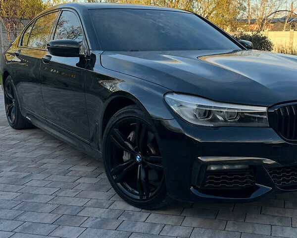 Чорний БМВ 7 Серія, об'ємом двигуна 3 л та пробігом 179 тис. км за 35000 $, фото 14 на Automoto.ua