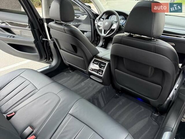 Черный БМВ 7 Серия, объемом двигателя 2.98 л и пробегом 136 тыс. км за 32800 $, фото 51 на Automoto.ua