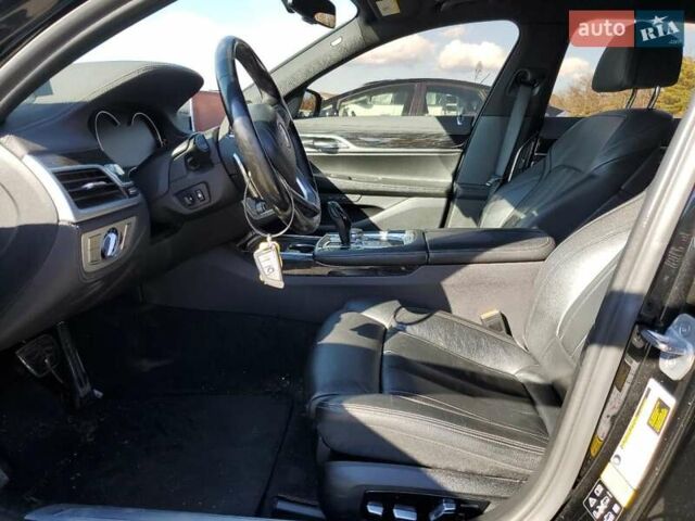 Черный БМВ 7 Серия, объемом двигателя 3 л и пробегом 132 тыс. км за 8500 $, фото 7 на Automoto.ua