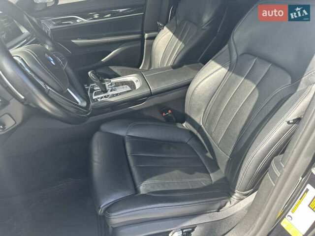 Черный БМВ 7 Серия, объемом двигателя 3 л и пробегом 173 тыс. км за 33000 $, фото 35 на Automoto.ua