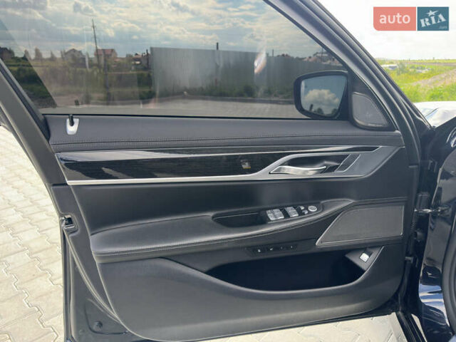 Черный БМВ 7 Серия, объемом двигателя 3 л и пробегом 173 тыс. км за 33000 $, фото 72 на Automoto.ua