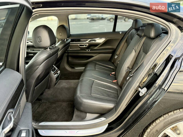 Черный БМВ 7 Серия, объемом двигателя 3 л и пробегом 100 тыс. км за 29000 $, фото 18 на Automoto.ua