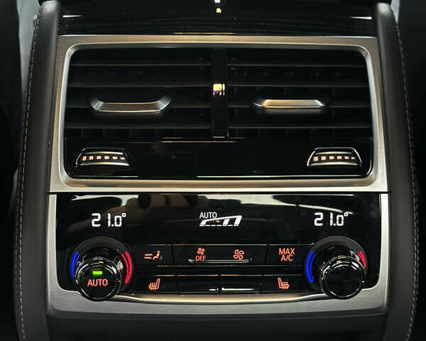 Черный БМВ 7 Серия, объемом двигателя 2.99 л и пробегом 99 тыс. км за 70777 $, фото 44 на Automoto.ua