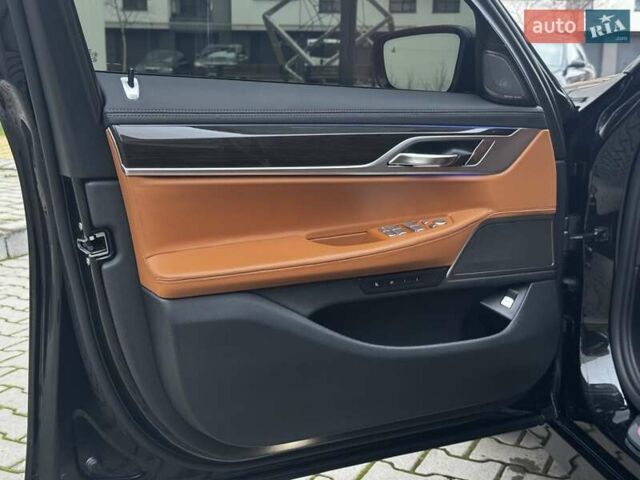 Черный БМВ 7 Серия, объемом двигателя 3 л и пробегом 129 тыс. км за 47750 $, фото 27 на Automoto.ua