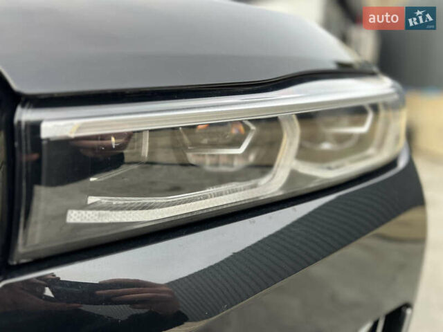 Черный БМВ 7 Серия, объемом двигателя 3 л и пробегом 75 тыс. км за 59000 $, фото 13 на Automoto.ua