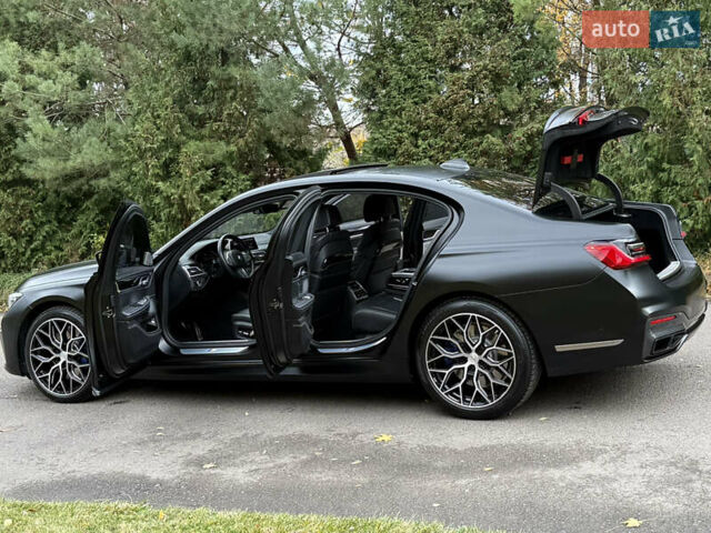 Черный БМВ 7 Серия, объемом двигателя 3 л и пробегом 107 тыс. км за 74950 $, фото 33 на Automoto.ua