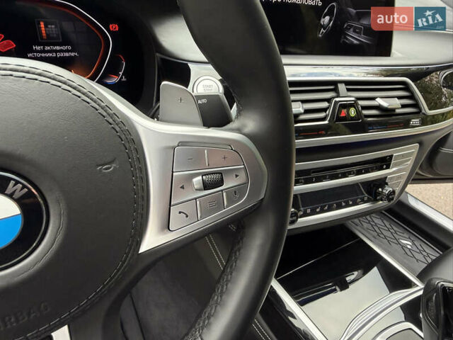 Черный БМВ 7 Серия, объемом двигателя 3 л и пробегом 107 тыс. км за 74950 $, фото 47 на Automoto.ua