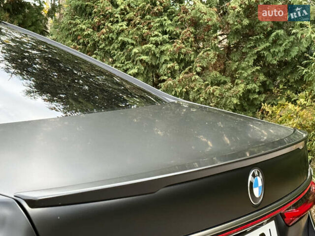 Черный БМВ 7 Серия, объемом двигателя 3 л и пробегом 107 тыс. км за 74950 $, фото 20 на Automoto.ua