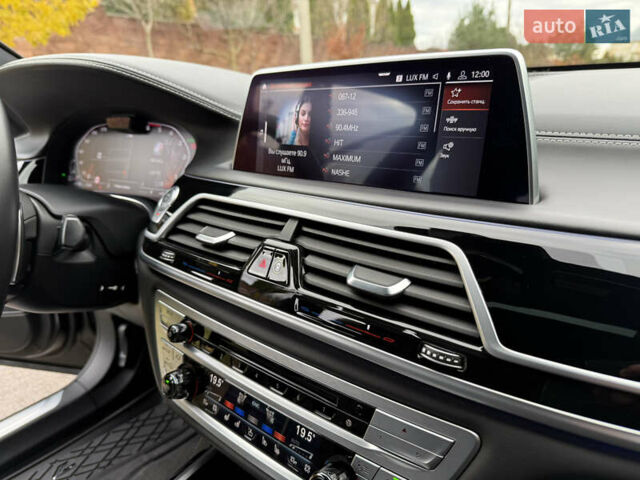 Черный БМВ 7 Серия, объемом двигателя 3 л и пробегом 107 тыс. км за 74950 $, фото 97 на Automoto.ua