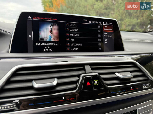 Черный БМВ 7 Серия, объемом двигателя 3 л и пробегом 107 тыс. км за 74950 $, фото 64 на Automoto.ua