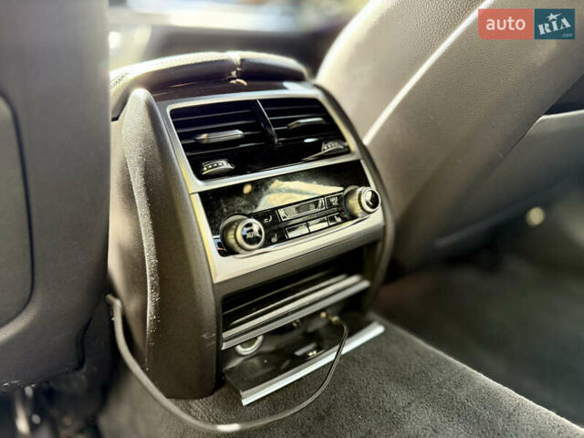 Чорний БМВ 7 Серія, об'ємом двигуна 3 л та пробігом 168 тис. км за 42000 $, фото 13 на Automoto.ua