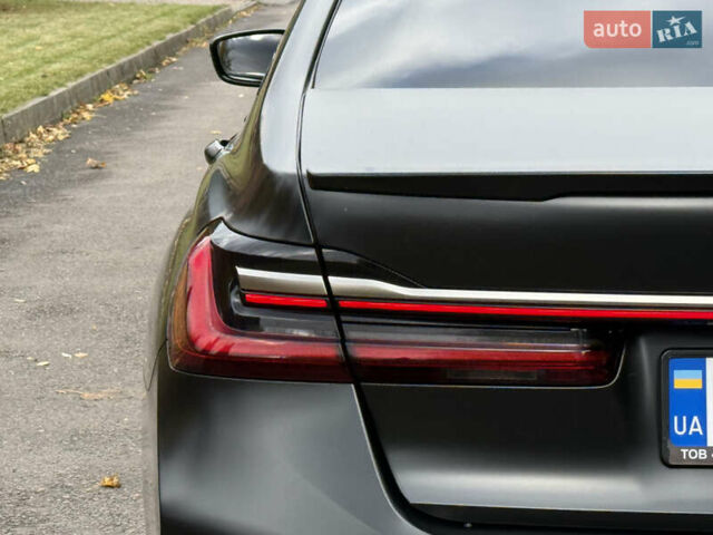 Черный БМВ 7 Серия, объемом двигателя 3 л и пробегом 107 тыс. км за 74950 $, фото 17 на Automoto.ua