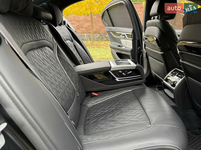 Черный БМВ 7 Серия, объемом двигателя 3 л и пробегом 107 тыс. км за 74950 $, фото 104 на Automoto.ua