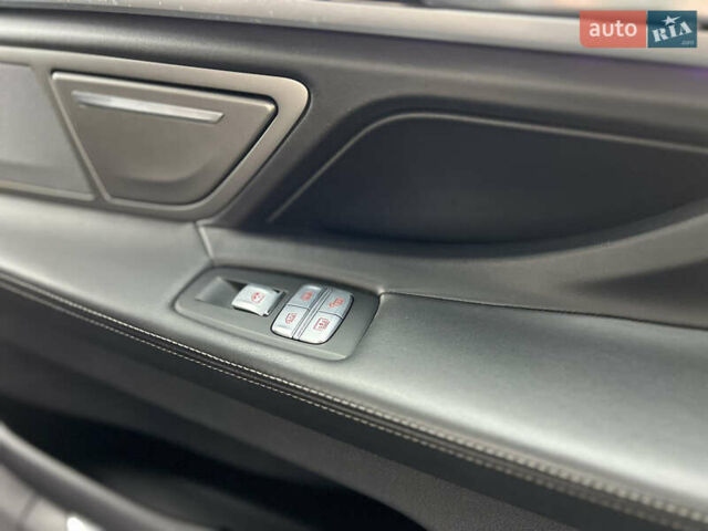 Черный БМВ 7 Серия, объемом двигателя 3 л и пробегом 75 тыс. км за 59000 $, фото 36 на Automoto.ua