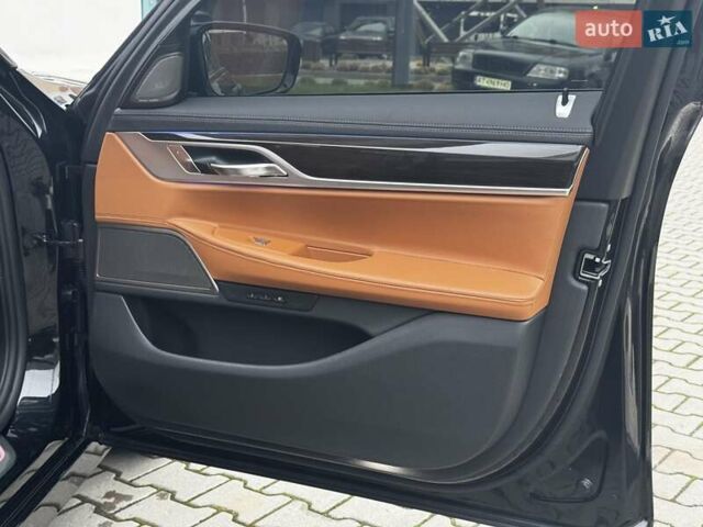 Черный БМВ 7 Серия, объемом двигателя 3 л и пробегом 129 тыс. км за 47750 $, фото 44 на Automoto.ua
