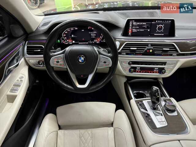 Черный БМВ 7 Серия, объемом двигателя 4.4 л и пробегом 115 тыс. км за 46000 $, фото 14 на Automoto.ua