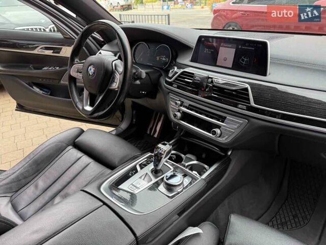 БМВ 7 Серія 2019 у Львові на Automoto.ua Чорний БМВ 7 Серія, об'ємом двигуна 3 л та пробігом 141 тис. км за 36400 $, фото 52 на Automoto.ua