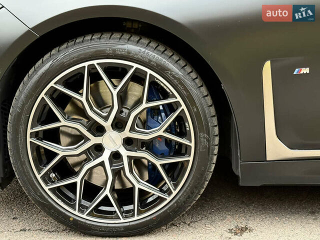 Черный БМВ 7 Серия, объемом двигателя 3 л и пробегом 107 тыс. км за 74950 $, фото 12 на Automoto.ua