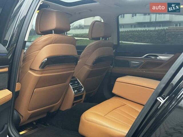 Черный БМВ 7 Серия, объемом двигателя 3 л и пробегом 129 тыс. км за 47750 $, фото 38 на Automoto.ua