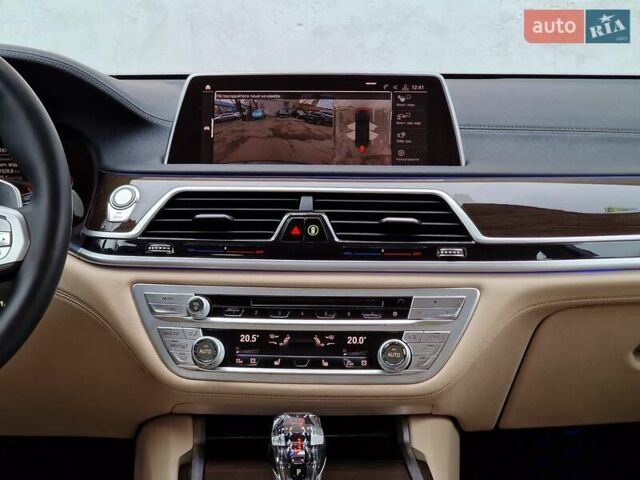 Черный БМВ 7 Серия, объемом двигателя 3 л и пробегом 116 тыс. км за 50990 $, фото 46 на Automoto.ua