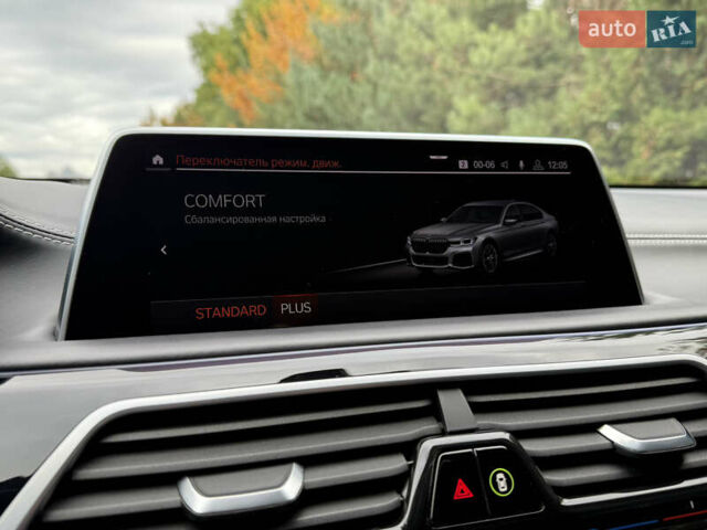 Черный БМВ 7 Серия, объемом двигателя 3 л и пробегом 107 тыс. км за 74950 $, фото 69 на Automoto.ua