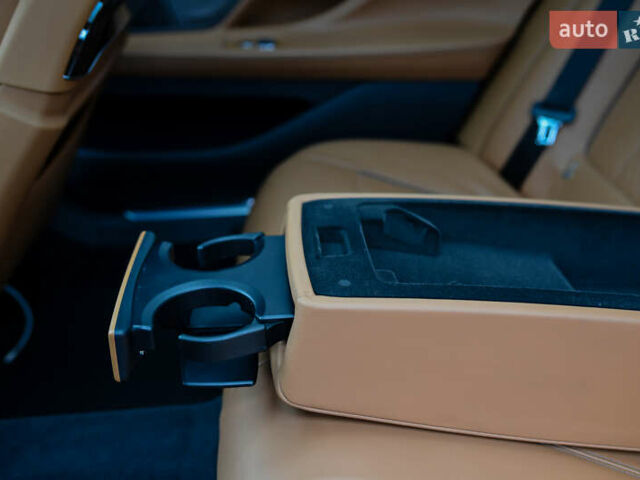 Черный БМВ 7 Серия, объемом двигателя 4.39 л и пробегом 118 тыс. км за 59888 $, фото 41 на Automoto.ua