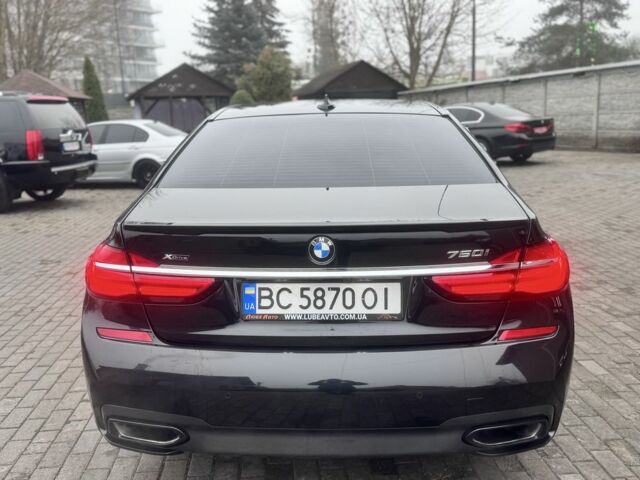 Чорний БМВ 7 Серія, об'ємом двигуна 4.4 л та пробігом 56 тис. км за 25800 $, фото 17 на Automoto.ua
