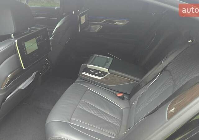 Черный БМВ 7 Серия, объемом двигателя 2.99 л и пробегом 160 тыс. км за 74000 $, фото 65 на Automoto.ua