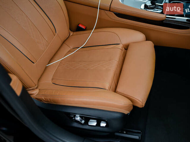 Черный БМВ 7 Серия, объемом двигателя 4.39 л и пробегом 118 тыс. км за 59888 $, фото 49 на Automoto.ua