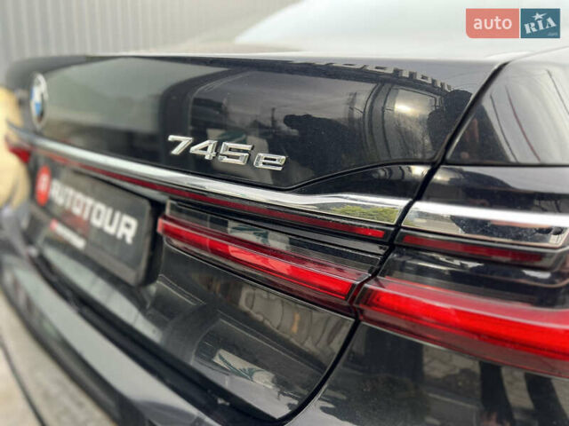 Черный БМВ 7 Серия, объемом двигателя 3 л и пробегом 75 тыс. км за 59000 $, фото 18 на Automoto.ua