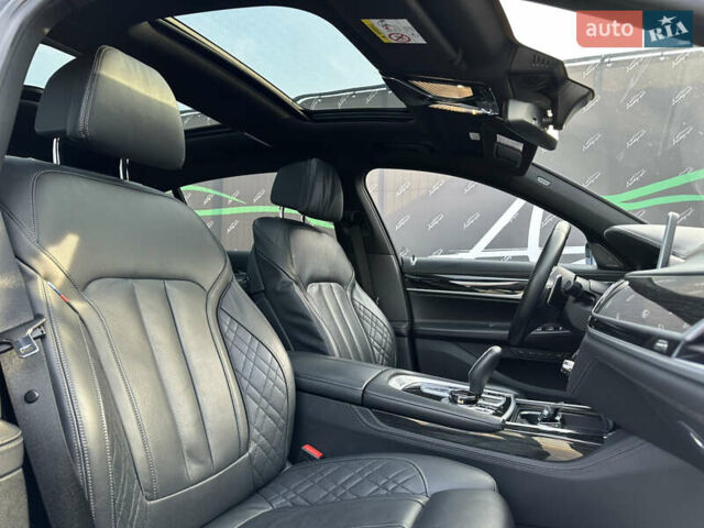 Черный БМВ 7 Серия, объемом двигателя 4.39 л и пробегом 94 тыс. км за 62000 $, фото 9 на Automoto.ua