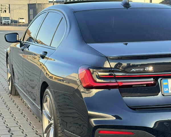 Черный БМВ 7 Серия, объемом двигателя 2.99 л и пробегом 99 тыс. км за 70777 $, фото 16 на Automoto.ua