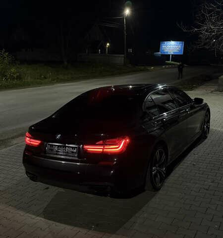 Черный БМВ 7 Серия, объемом двигателя 2.98 л и пробегом 108 тыс. км за 31000 $, фото 1 на Automoto.ua